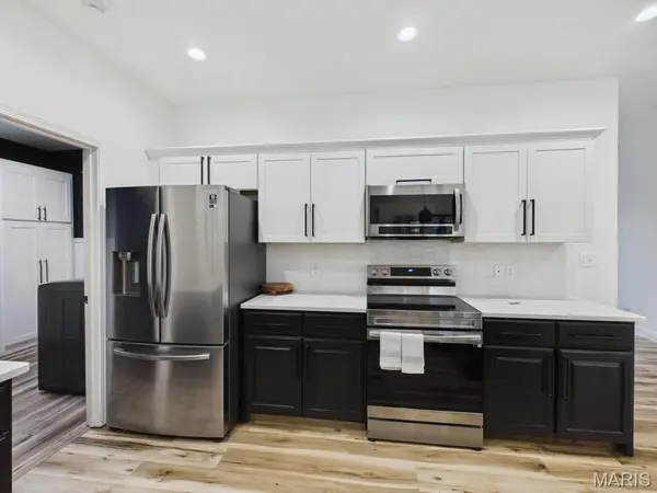 224 Sweet Valley CIR, Crocker, MO 65452