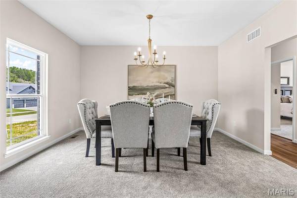 2421 French DR, Herculaneum, MO 63048
