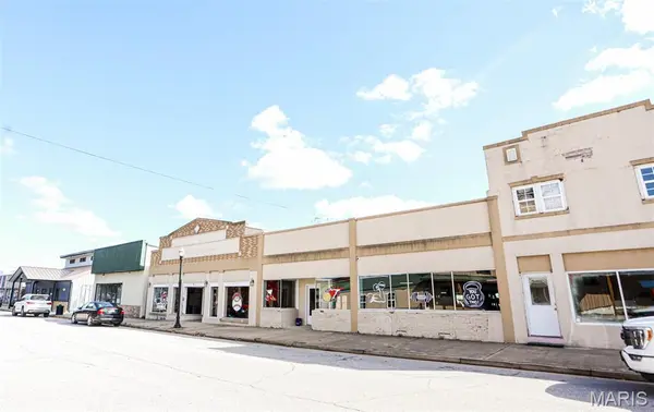 130 W Washington ST, St James, MO 65559