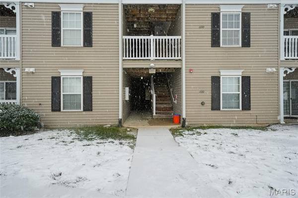1302 Spring Creek LN, O'fallon, MO 63368