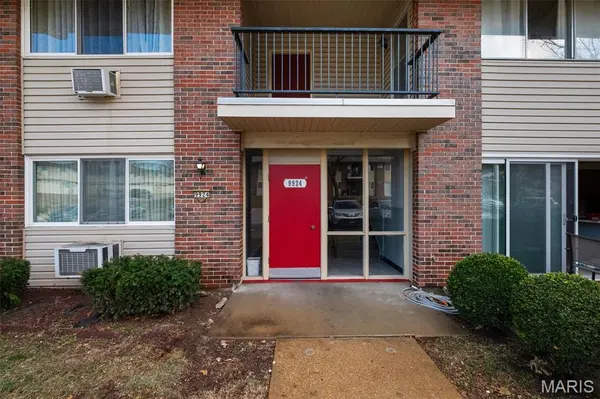 9924 Bunker Hill DR #G, St Louis, MO 63123