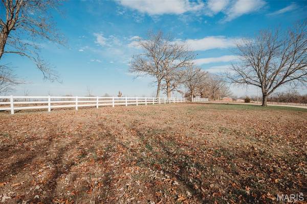 4738 Gorrell RD, Bland, MO 65014