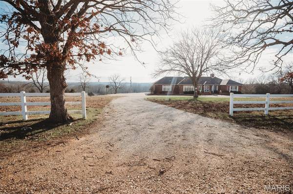 4738 Gorrell RD, Bland, MO 65014