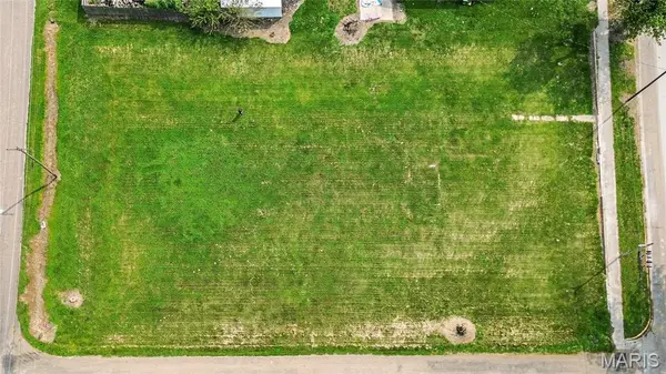 601 S Main ST, Pleasant Hill, IL 62366