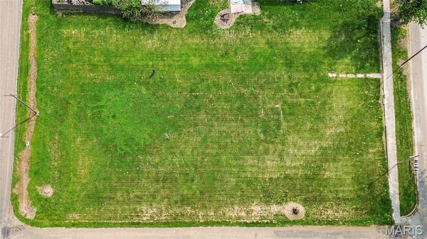 601 S Main ST, Pleasant Hill, IL 62366