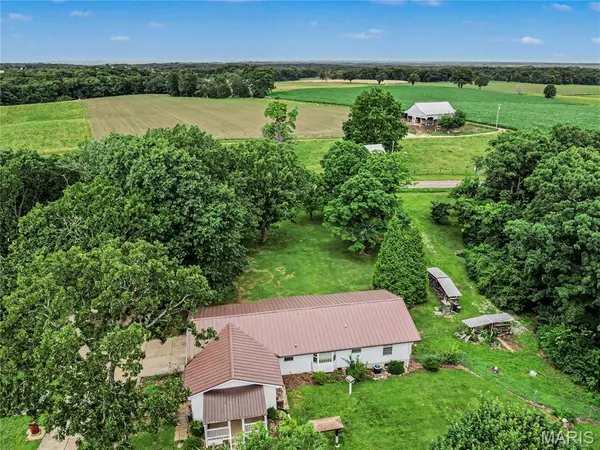 5520 Highway T, Augusta, MO 63332