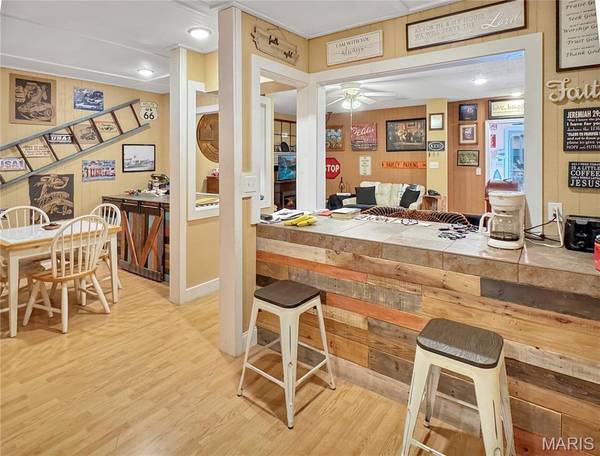 75 N Main ST, St Clair, MO 63077
