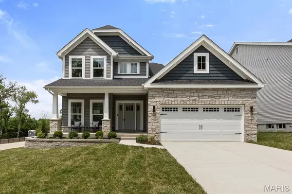 402 Spears ST, St Louis, MO 63127