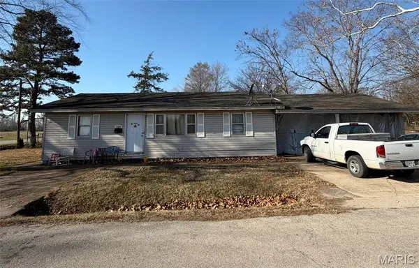 2325 Mangold ST, Poplar Bluff, MO 63901