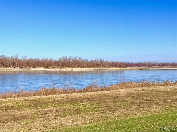 0 Marquette IS, Cape Girardeau, MO 63701
