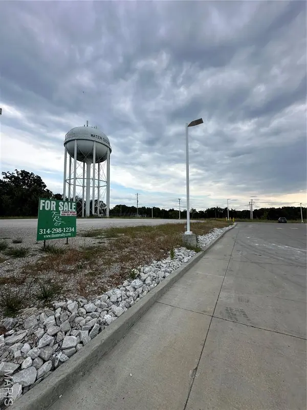 21 E Highway, Wentzville, MO 63385