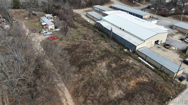 2057 Cravens, Poplar Bluff, MO 63901