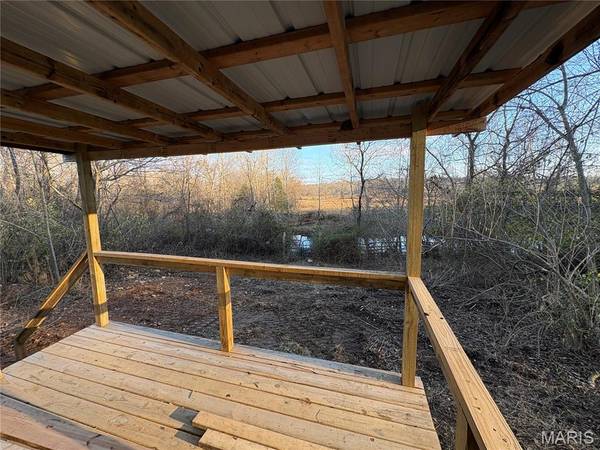 237 County Road 418, Ellsinore, MO 63937