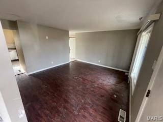 1208 Bellabrook DR, St Louis, MO 63137