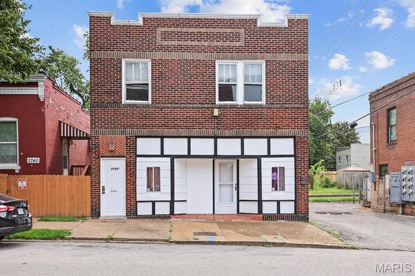 3742 California AVE, St Louis, MO 63118