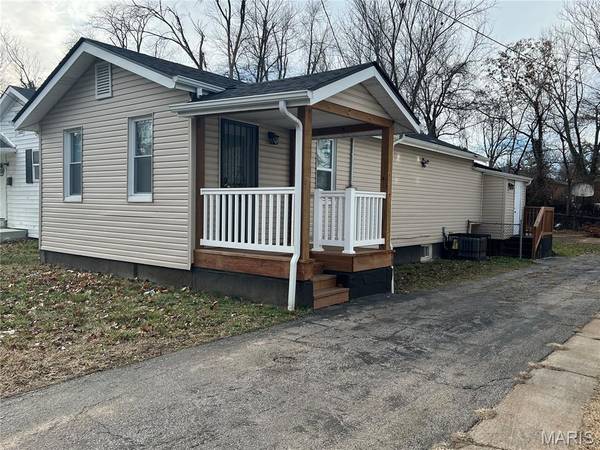 5707 Helen AVE, Jennings, MO 63136