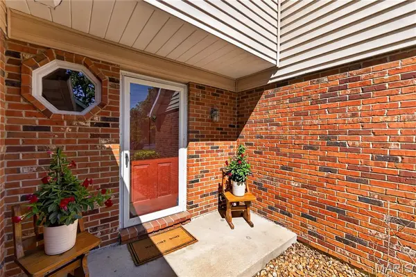 1003 Pocono TRL, Unincorporated, MO 63021