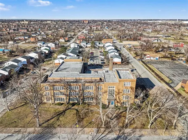2615 Billups AVE, St Louis, MO 63113