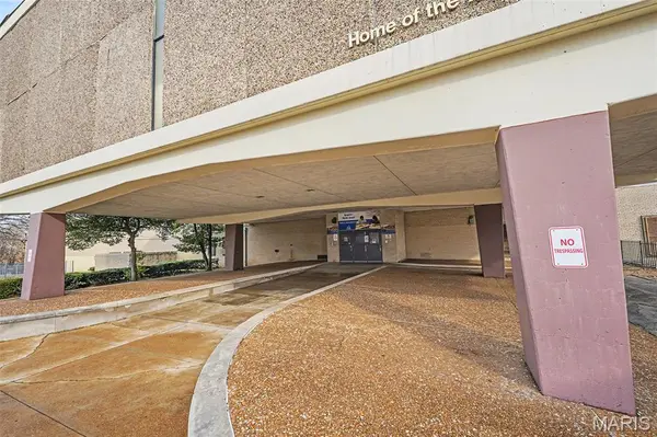 5511 Wabada AVE, St Louis, MO 63112