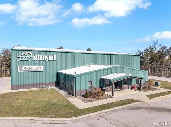 6555 Sunlit Way, Dittmer, MO 63023