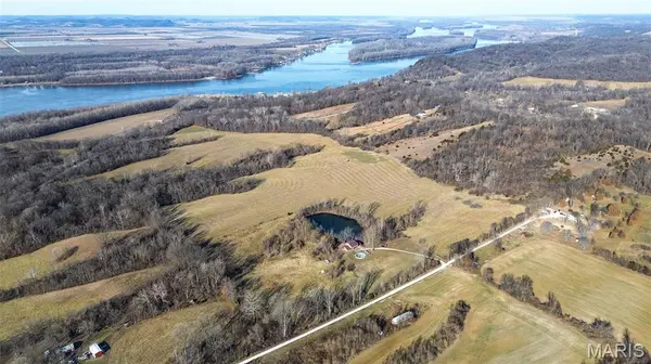 2998 Gresham Hollow RD, Hamburg, IL 62045