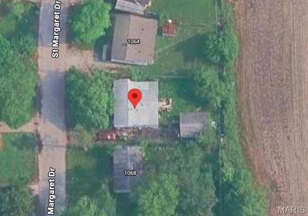 1066 Saint Margaret DR, Cahokia, IL 62206