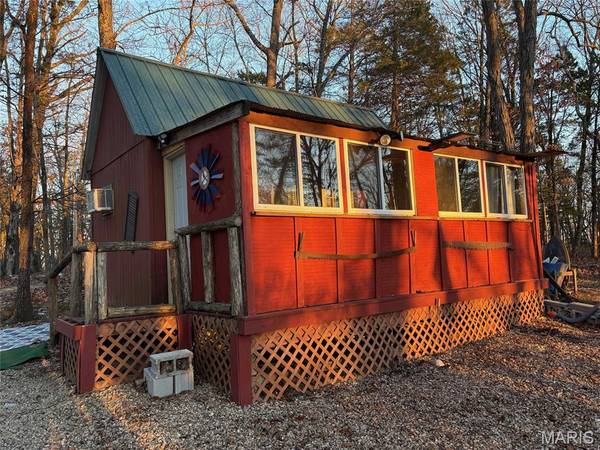 0 4.7 Acres Log Cabin TRL, New Florence, MO 63363
