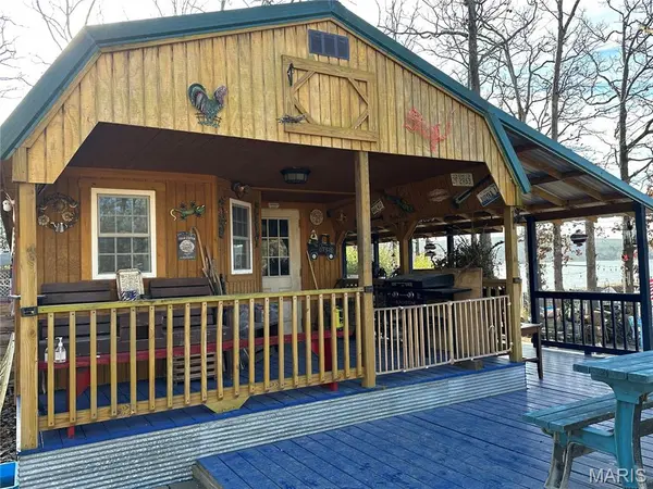 1300 Norfork LN, Ironton, MO 63650