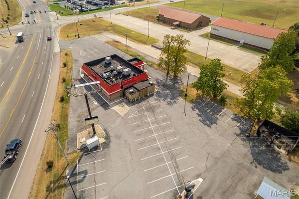 1105 S Main ST, Sikeston, MO 63801