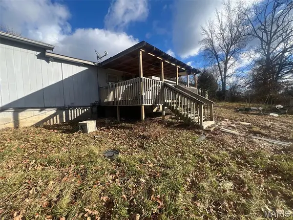 26006 Sarong DR #16, Edwards, MO 65326