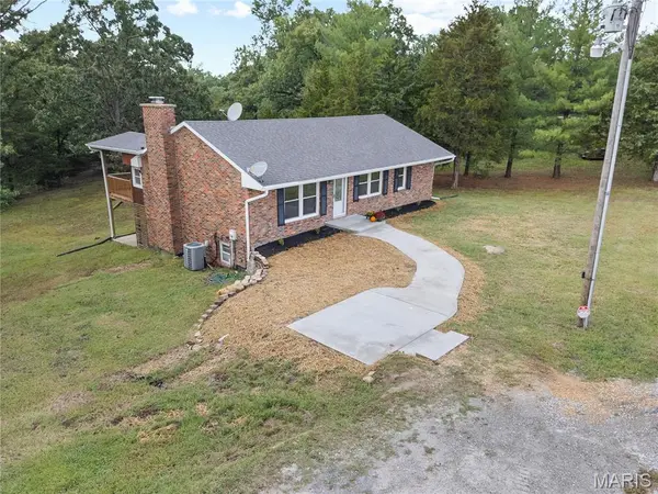 14901 N Old Number 7, Columbia, MO 65202