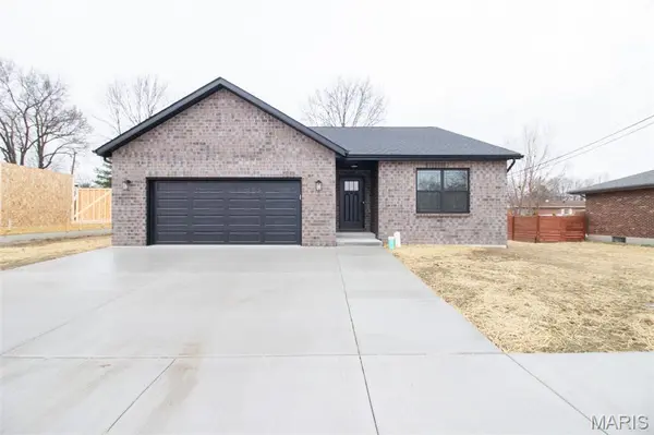 6 Steele DR, Granite City, IL 62040