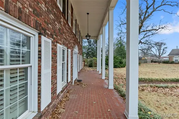 1111 White Oak PL, Kennett, MO 63857