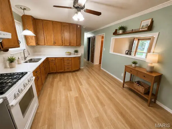 3020 Sycamore ST, Cuba, MO 65453