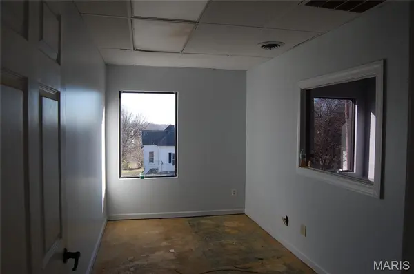 803 W Pine St., Poplar Bluff, MO 63901