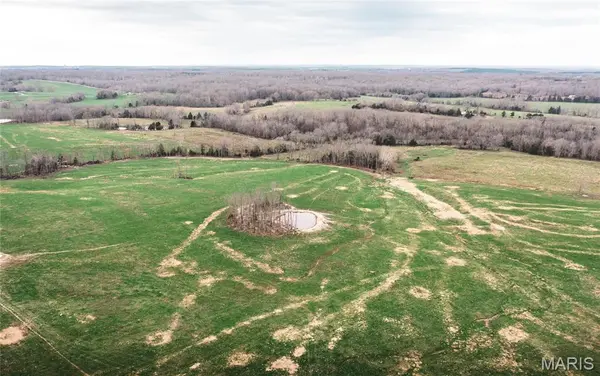 000 Kofhal RD, Licking, MO 65542