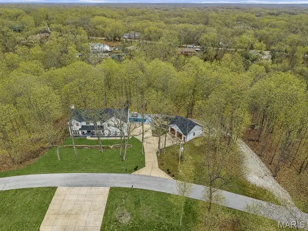 50 Sunfish DR, Defiance, MO 63341