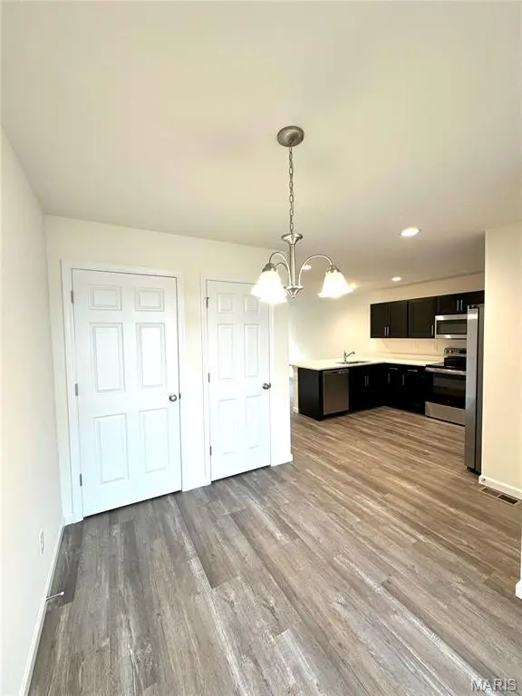 328 Fall Harvest Pkwy, Wentzville, MO 63385
