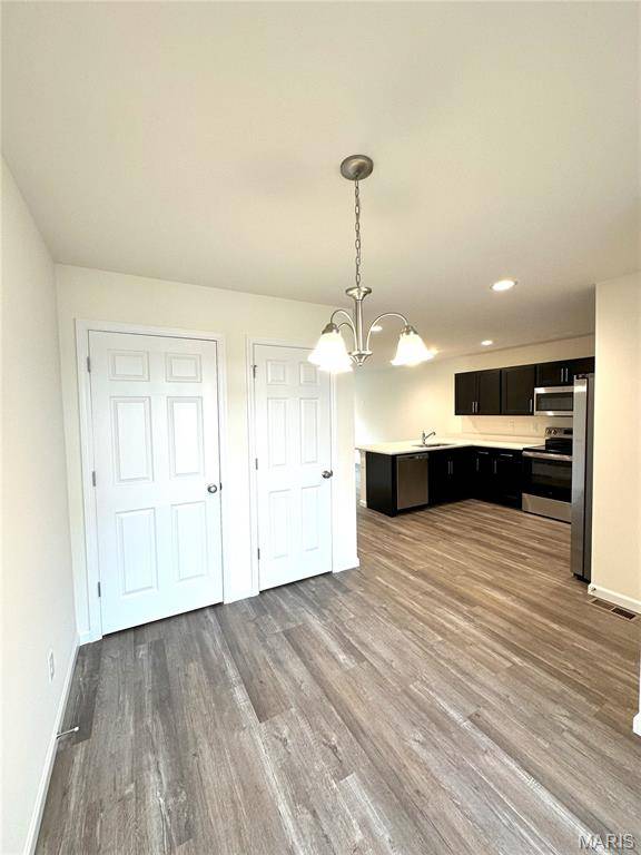328 Fall Harvest Pkwy, Wentzville, MO 63385