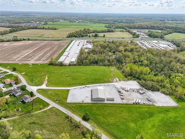 15 Hampel Industrial DR, Moscow Mills, MO 63362