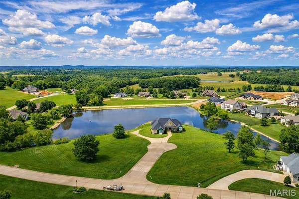18R Cobblestone Creek, Washington, MO 63090