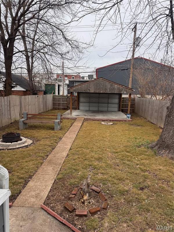 5411 Tennessee AVE, St Louis, MO 63111