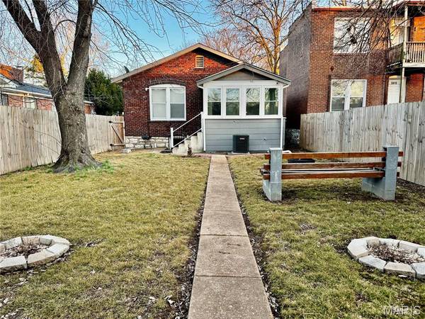 5411 Tennessee AVE, St Louis, MO 63111