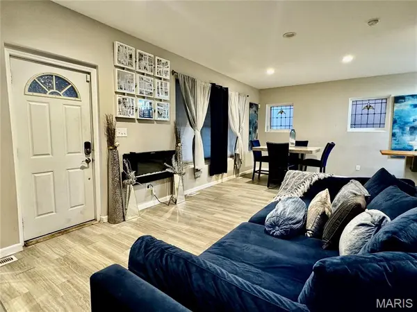 5411 Tennessee AVE, St Louis, MO 63111