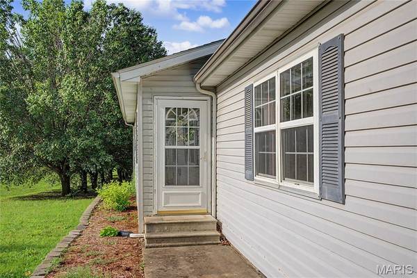 301 State Highway 51 S, Marble Hill, MO 63764