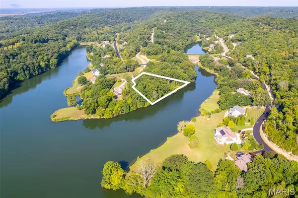 4413 Arrowhead Ridge LN, Augusta, MO 63332
