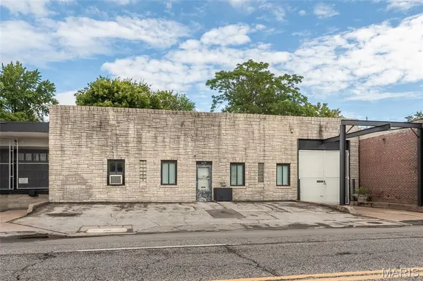 6609 Olive BLVD, University City, MO 63130