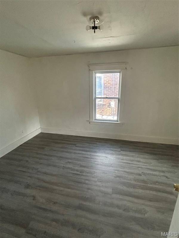 2516 Crescent AVE, Pine Lawn, MO 63121
