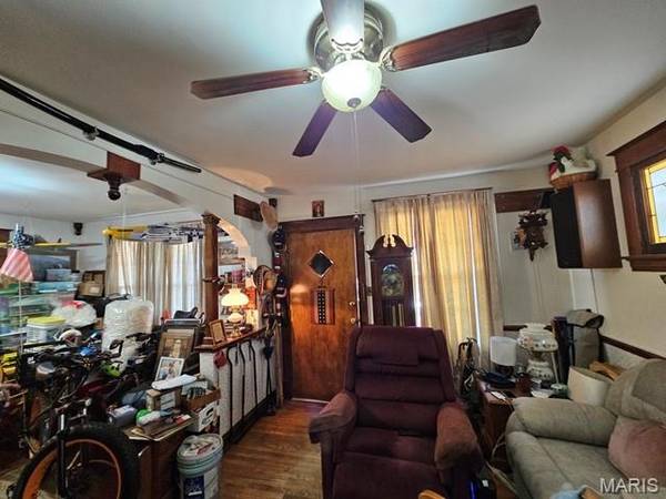 4408 Miami ST, St Louis, MO 63116