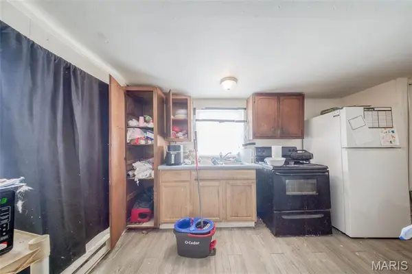 22930 Hardy LN, St Robert, MO 65584